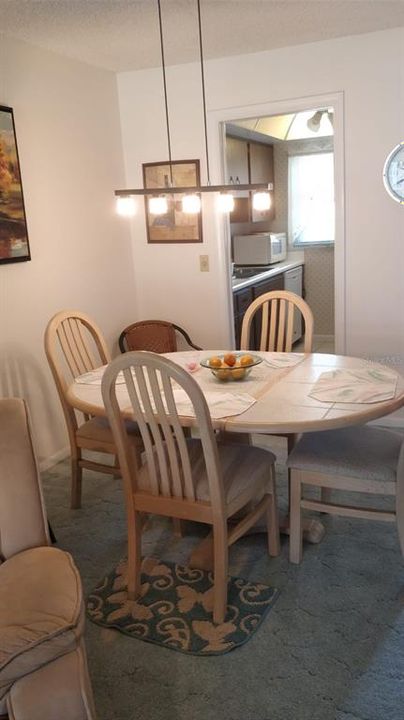 For Rent: $1,500 (2 beds, 2 baths, 839 Square Feet)