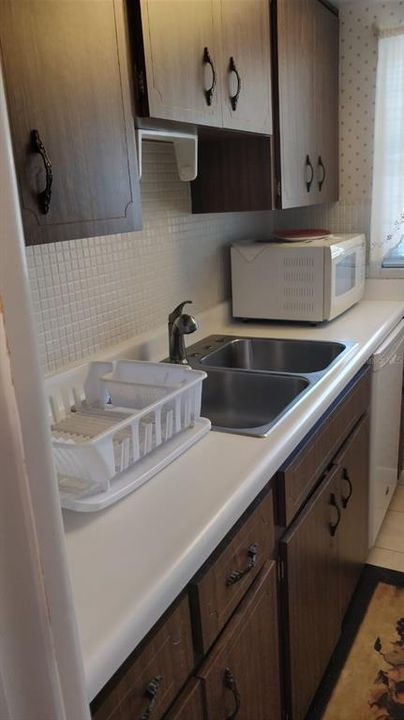 For Rent: $1,500 (2 beds, 2 baths, 839 Square Feet)