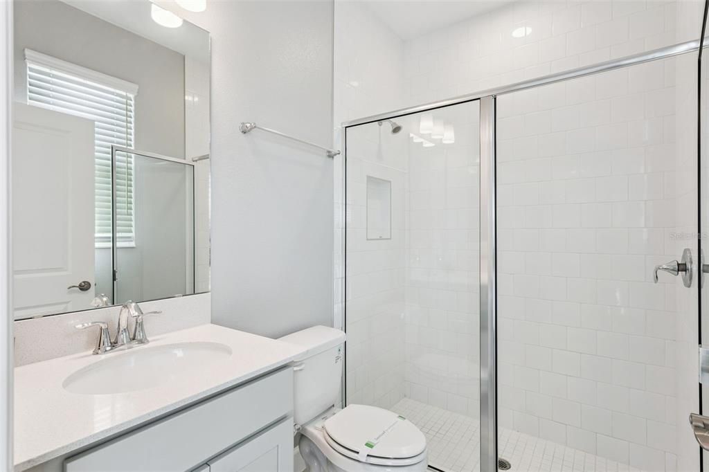 For Sale: $695,000 (5 beds, 4 baths, 3556 Square Feet)
