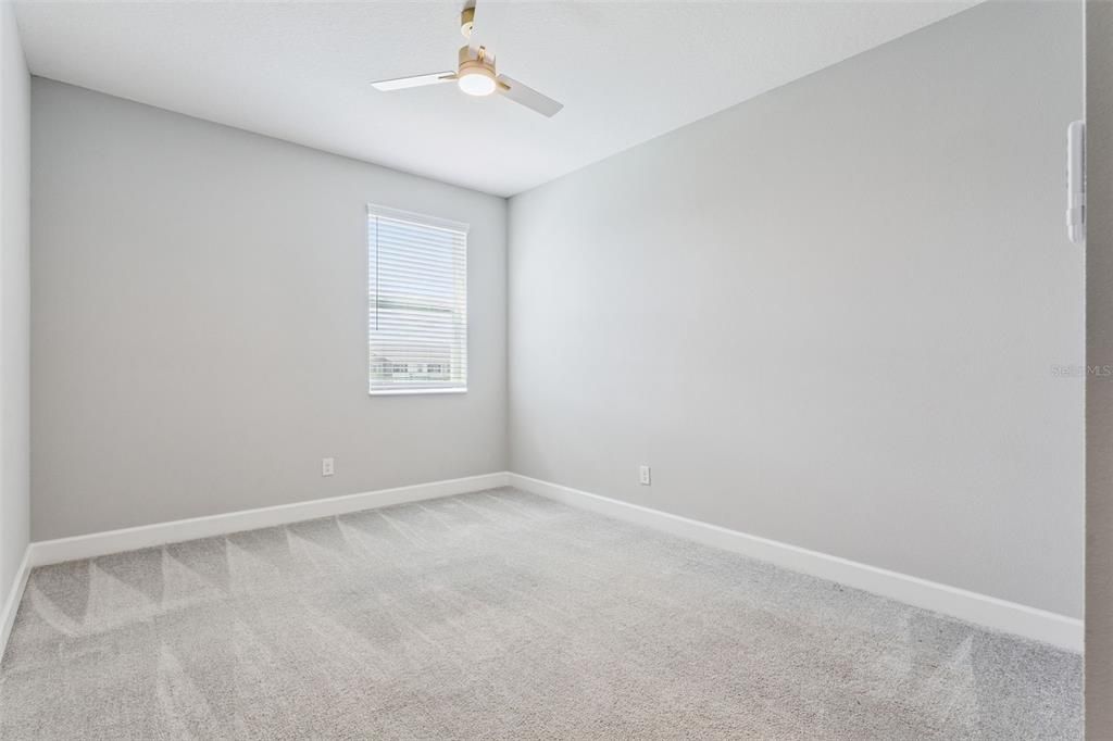 For Sale: $695,000 (5 beds, 4 baths, 3556 Square Feet)