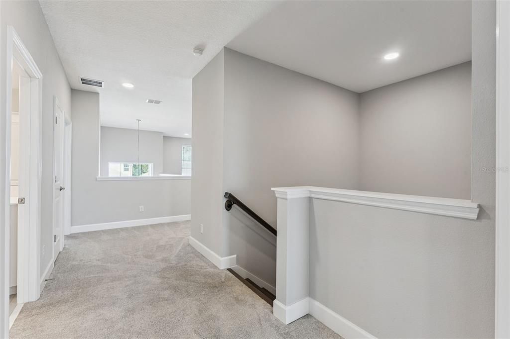 For Sale: $695,000 (5 beds, 4 baths, 3556 Square Feet)