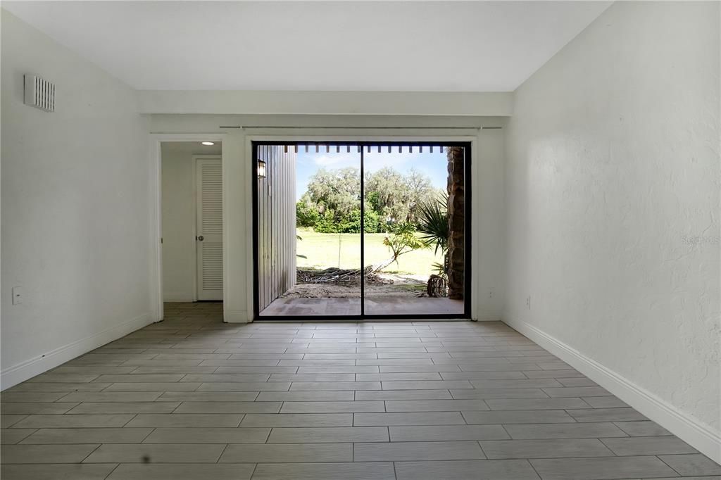 For Rent: $1,199 (2 beds, 2 baths, 1123 Square Feet)