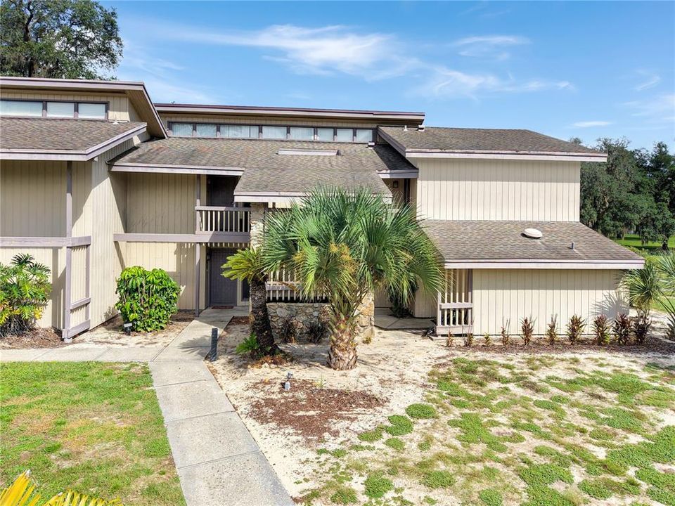For Rent: $1,199 (2 beds, 2 baths, 1123 Square Feet)