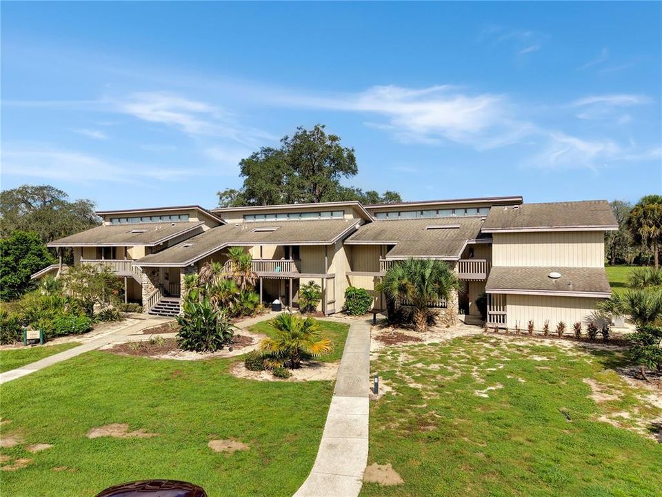 For Rent: $1,199 (2 beds, 2 baths, 1123 Square Feet)