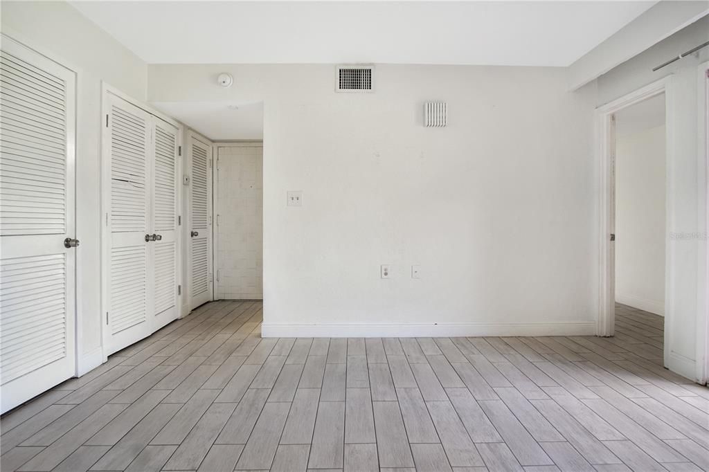 For Rent: $1,199 (2 beds, 2 baths, 1123 Square Feet)