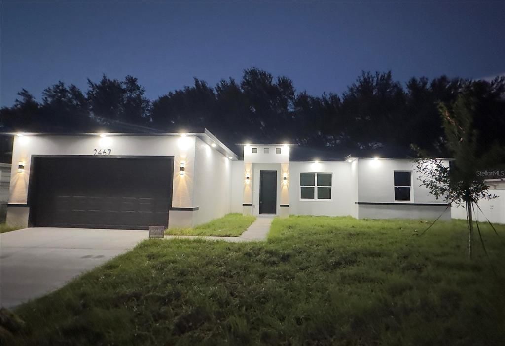 На продажу: $398,500 (4 спален, 2 ванн, 1703 Квадратных фут)