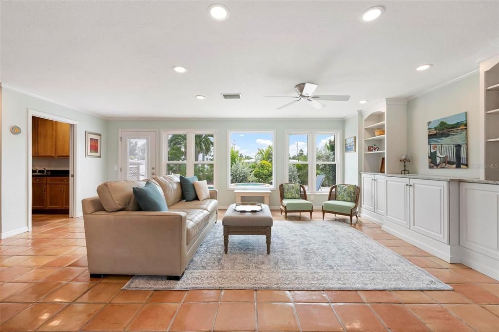 For Sale: $1,395,000 (3 beds, 3 baths, 1627 Square Feet)