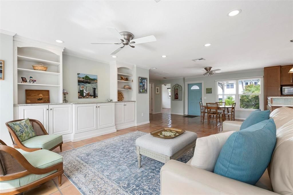 For Sale: $1,395,000 (3 beds, 3 baths, 1627 Square Feet)