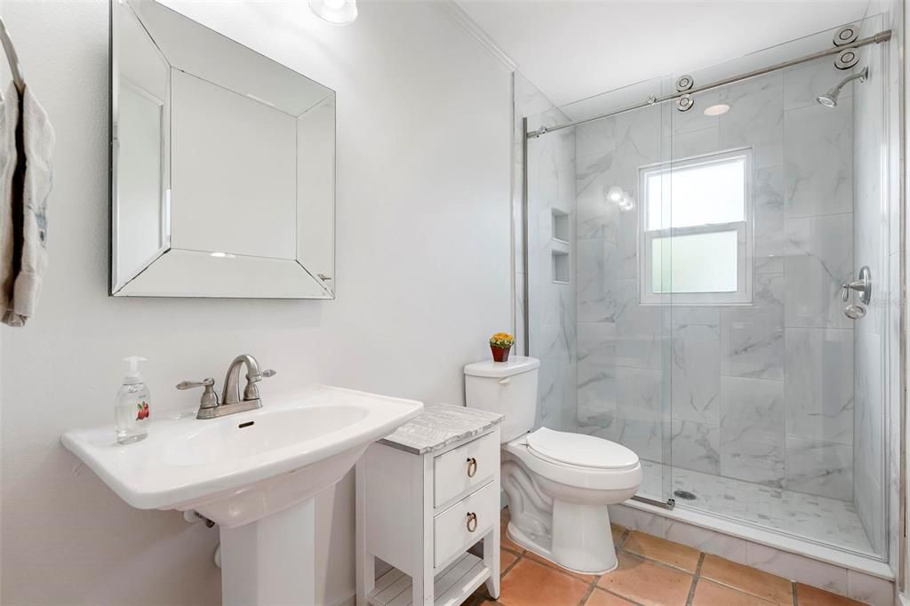 For Sale: $1,395,000 (3 beds, 3 baths, 1627 Square Feet)