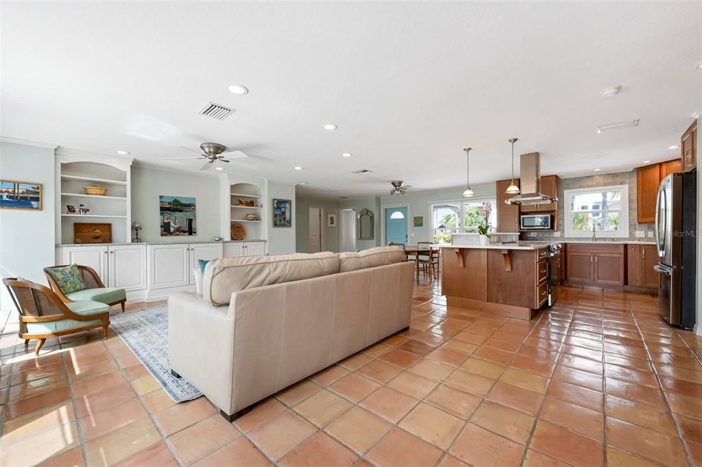 For Sale: $1,395,000 (3 beds, 3 baths, 1627 Square Feet)