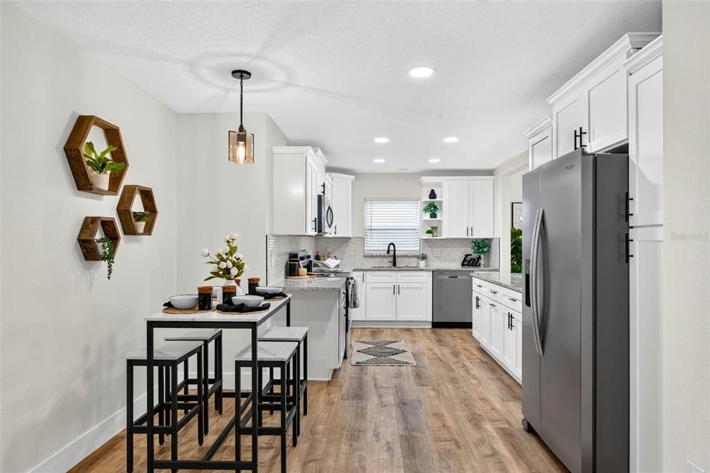 For Sale: $309,900 (3 beds, 2 baths, 1667 Square Feet)