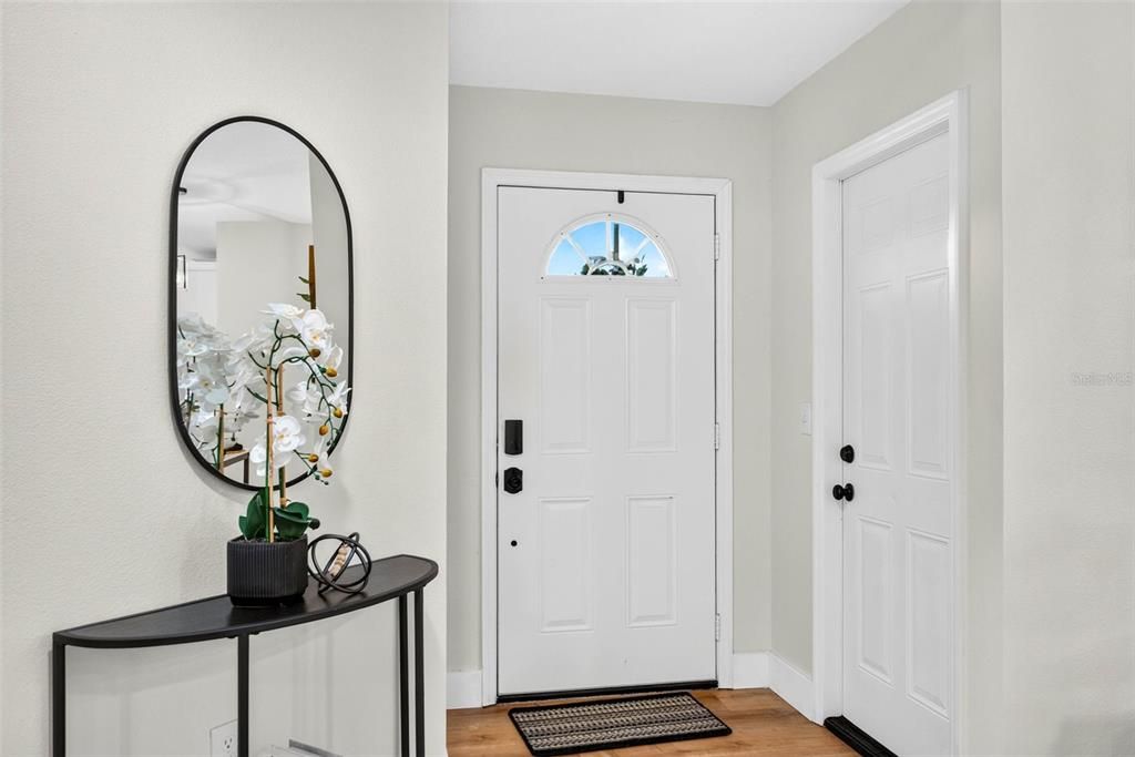 For Sale: $309,900 (3 beds, 2 baths, 1667 Square Feet)