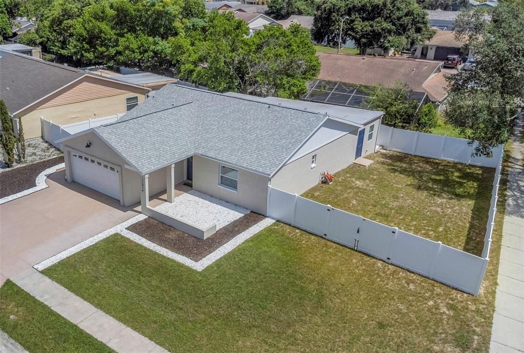 For Sale: $309,900 (3 beds, 2 baths, 1667 Square Feet)