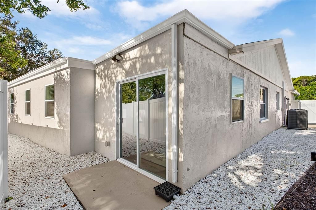 For Sale: $309,900 (3 beds, 2 baths, 1667 Square Feet)