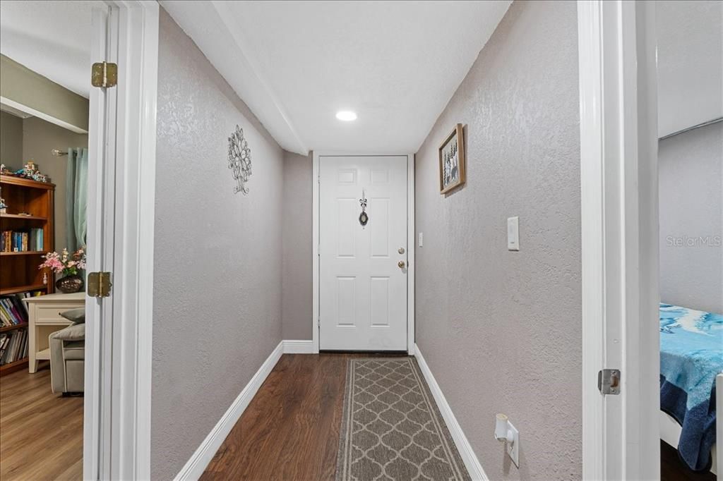 For Sale: $174,500 (5 beds, 2 baths, 1747 Square Feet)