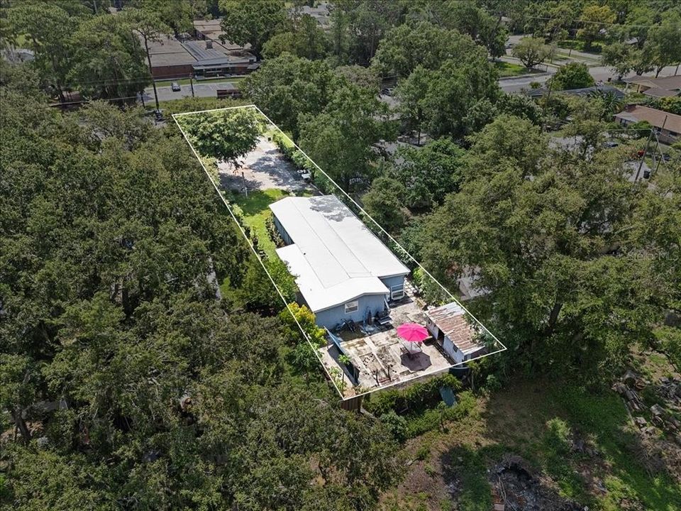 For Sale: $174,500 (5 beds, 2 baths, 1747 Square Feet)