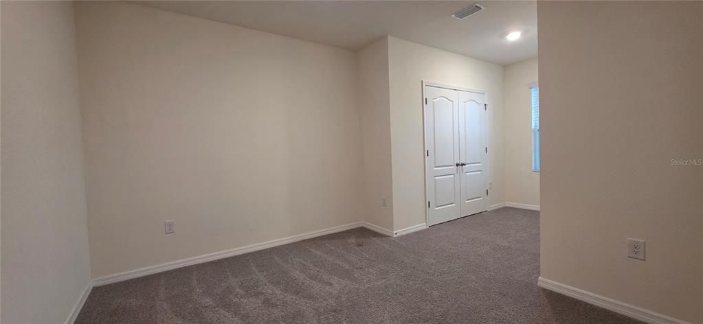For Rent: $2,400 (3 beds, 2 baths, 1676 Square Feet)
