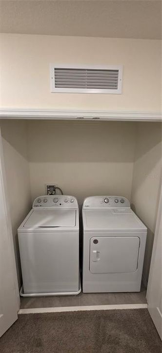 For Rent: $2,400 (3 beds, 2 baths, 1676 Square Feet)
