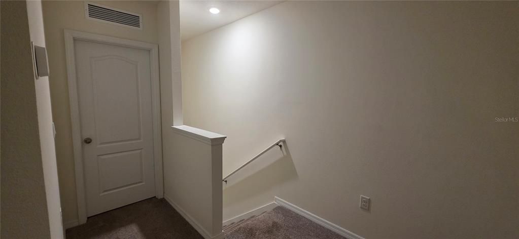 For Rent: $2,400 (3 beds, 2 baths, 1676 Square Feet)