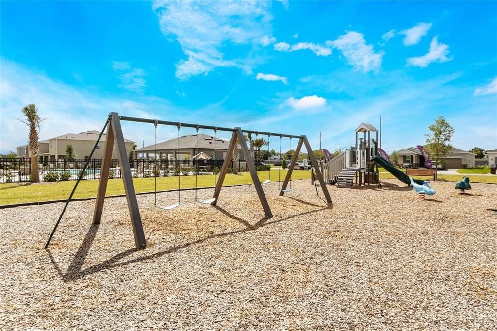 For Rent: $2,400 (3 beds, 2 baths, 1676 Square Feet)