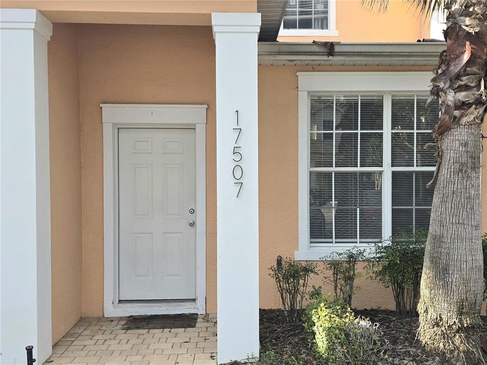 En Venta: $260,000 (3 camas, 3 baños, 1494 Pies cuadrados)