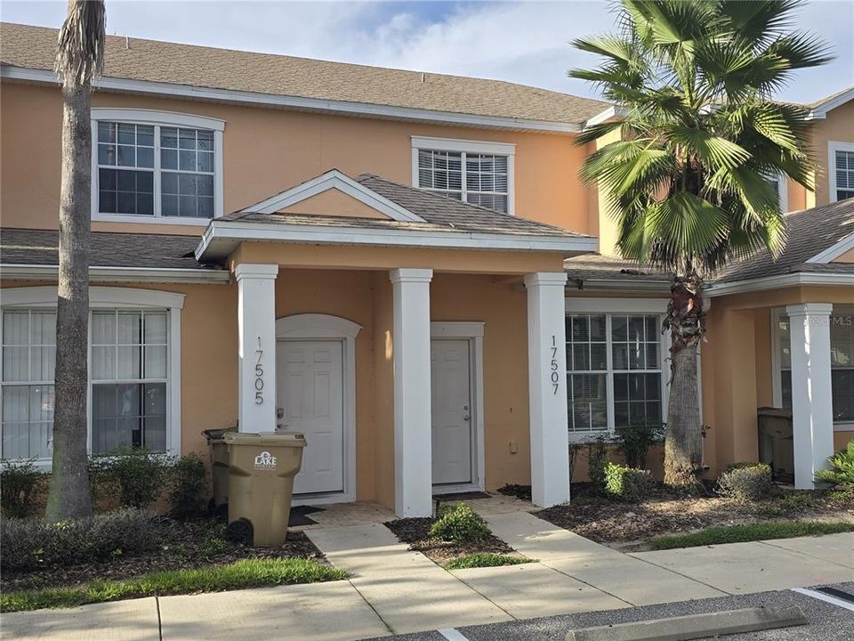 En Venta: $260,000 (3 camas, 3 baños, 1494 Pies cuadrados)