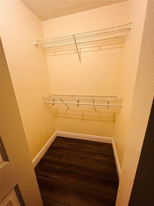 For Rent: $1,550 (1 beds, 1 baths, 588 Square Feet)