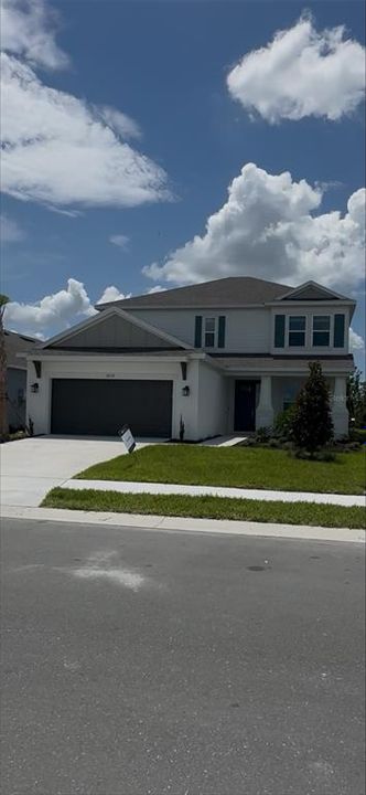 Vendido Recientemente: $505,999 (4 camas, 3 baños, 2600 Pies cuadrados)