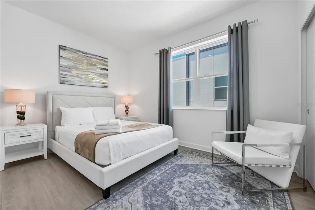 For Rent: $3,100 (5 beds, 4 baths, 2048 Square Feet)