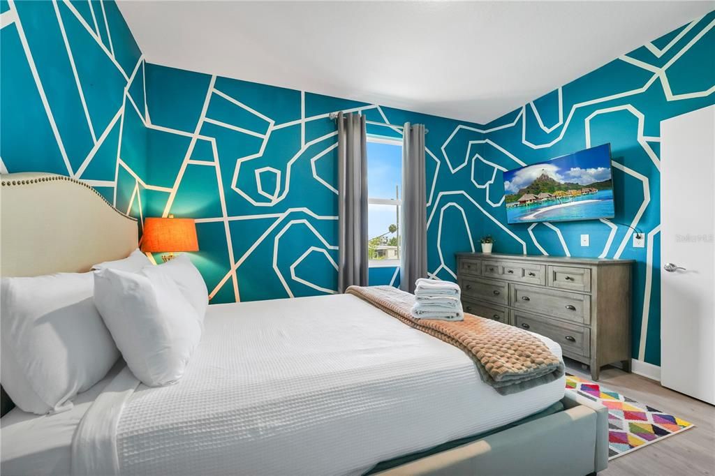 For Rent: $3,100 (5 beds, 4 baths, 2048 Square Feet)