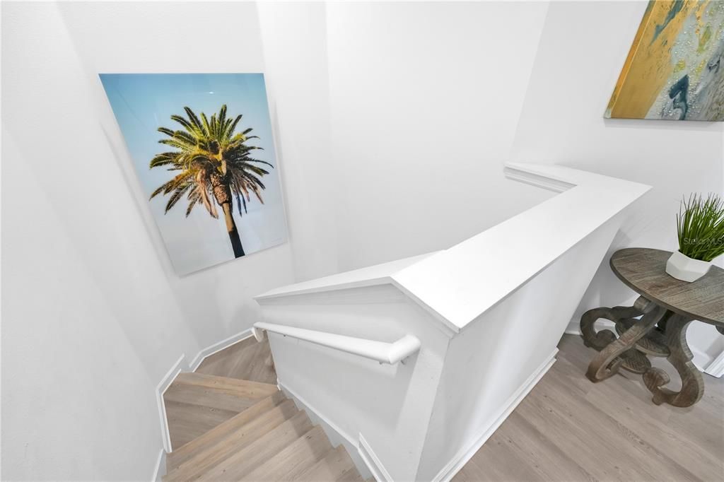 For Rent: $3,100 (5 beds, 4 baths, 2048 Square Feet)