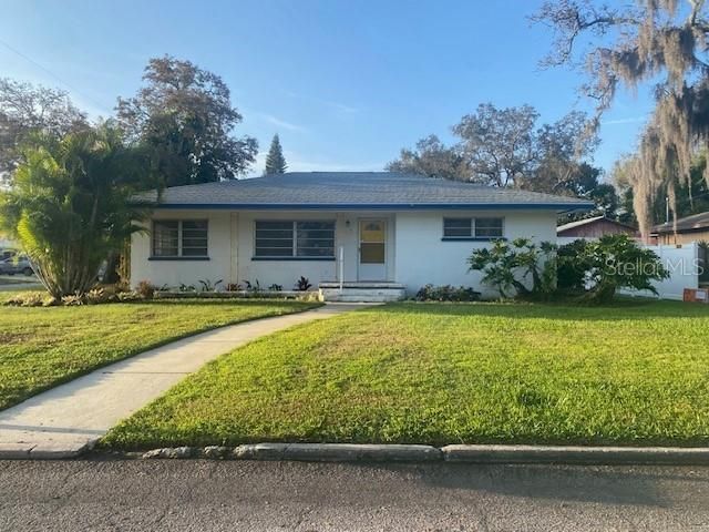 For Rent: $1,850 (2 beds, 2 baths, 1360 Square Feet)