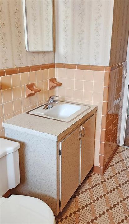 For Rent: $1,850 (2 beds, 2 baths, 1360 Square Feet)