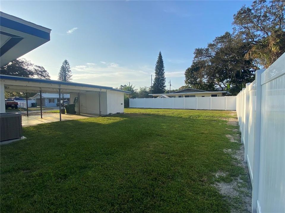 For Rent: $1,850 (2 beds, 2 baths, 1360 Square Feet)