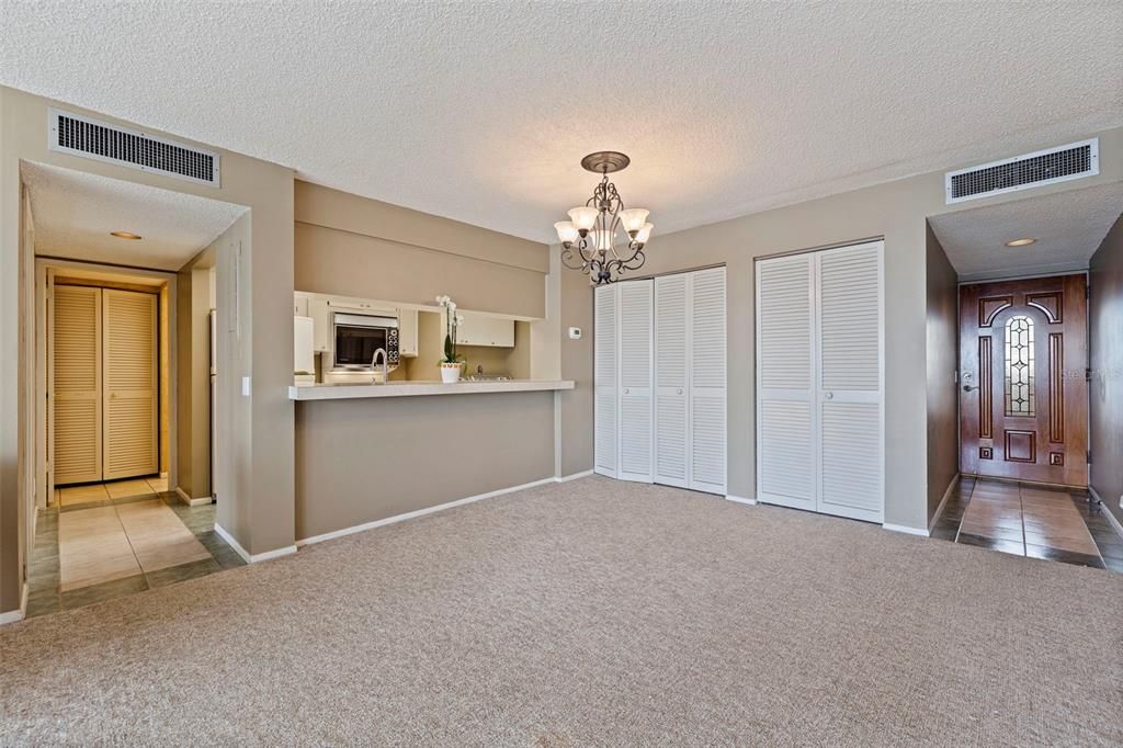 For Sale: $535,000 (2 beds, 2 baths, 1424 Square Feet)