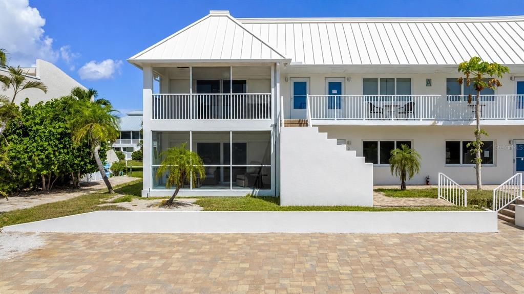 En Venta: $599,000 (2 camas, 2 baños, 902 Pies cuadrados)