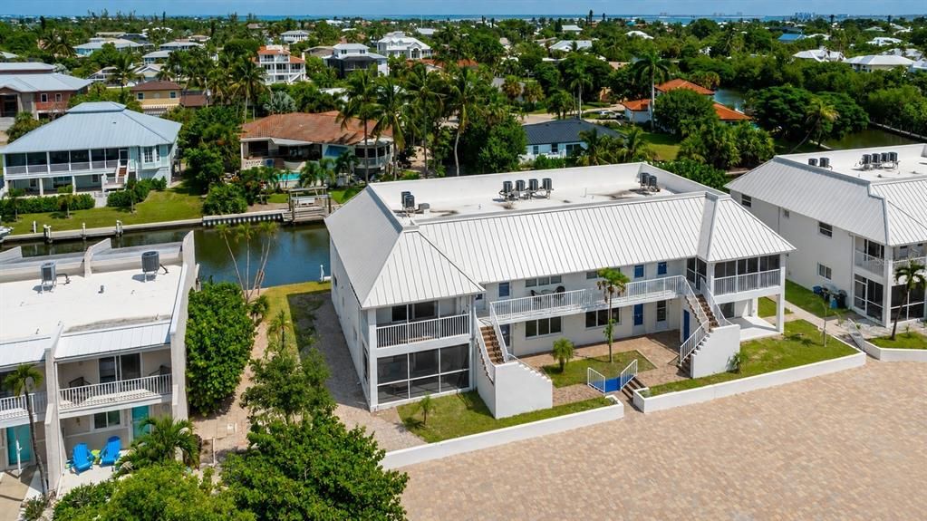 En Venta: $599,000 (2 camas, 2 baños, 902 Pies cuadrados)