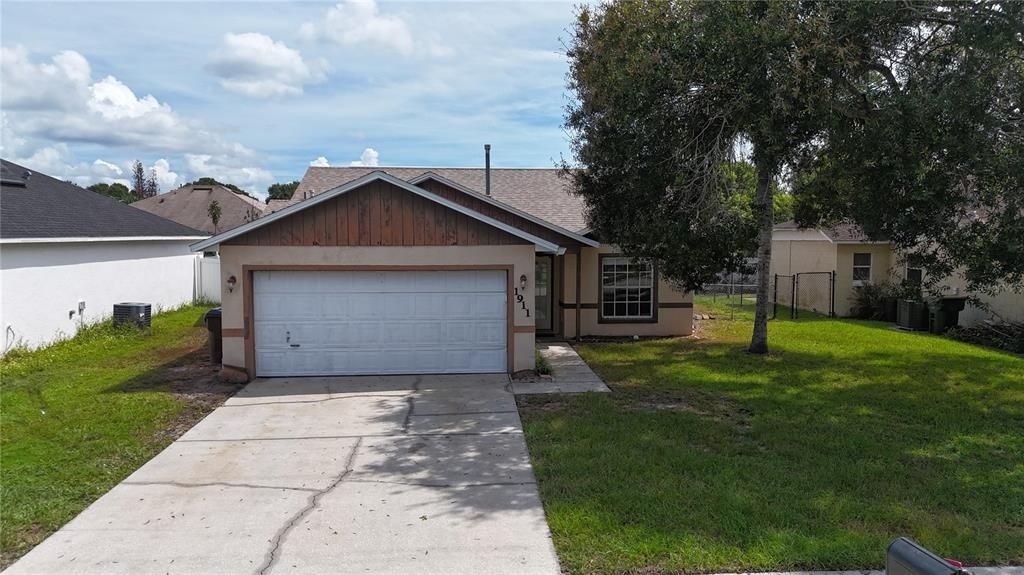 En Venta: $259,990 (3 camas, 2 baños, 1155 Pies cuadrados)