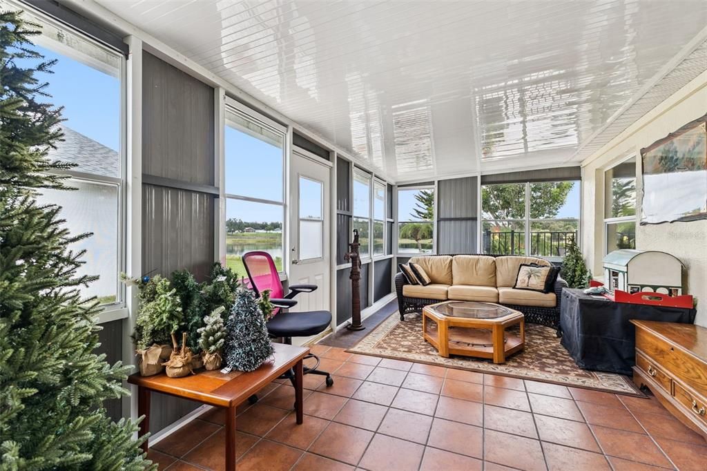 For Sale: $399,000 (3 beds, 2 baths, 1979 Square Feet)