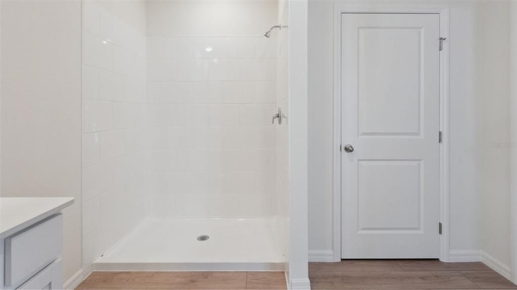 For Sale: $487,990 (5 beds, 3 baths, 2490 Square Feet)