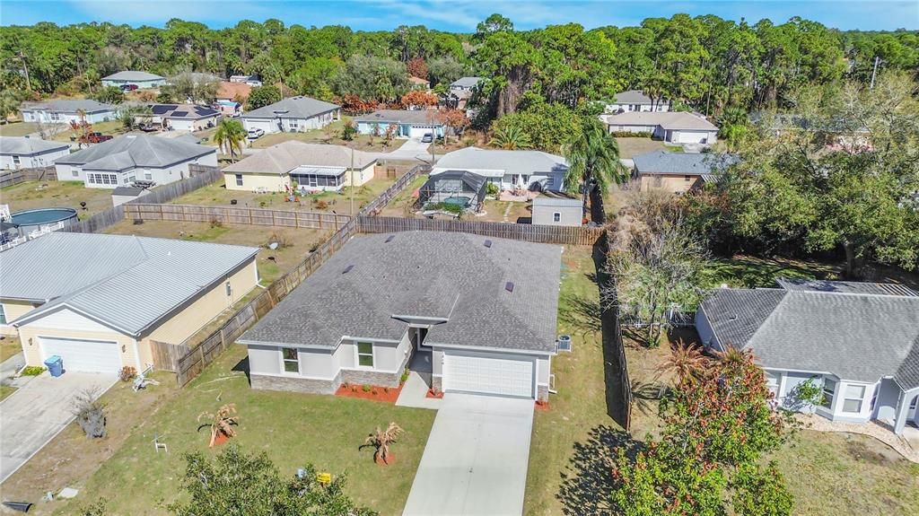 For Rent: $2,550 (4 beds, 2 baths, 2171 Square Feet)