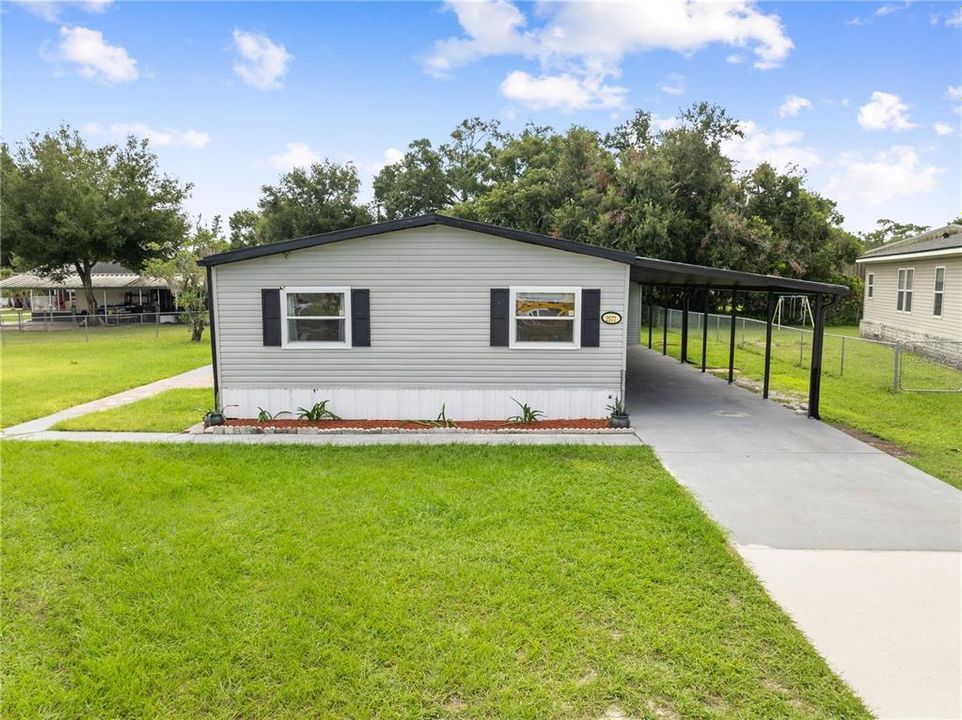For Sale: $245,000 (3 beds, 2 baths, 1500 Square Feet)