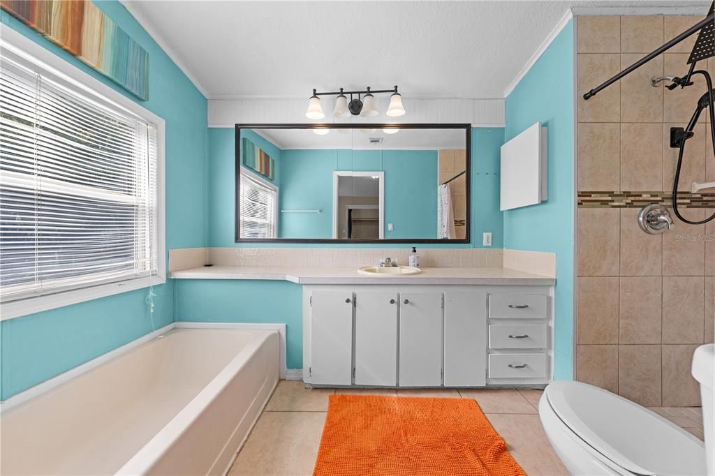 For Sale: $245,000 (3 beds, 2 baths, 1500 Square Feet)