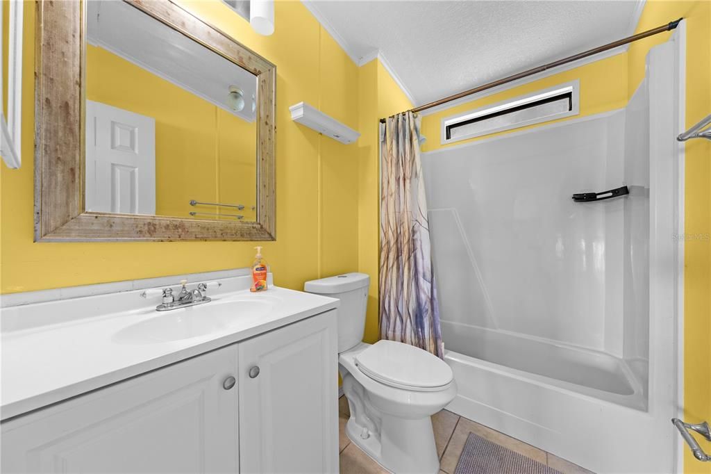 For Sale: $245,000 (3 beds, 2 baths, 1500 Square Feet)