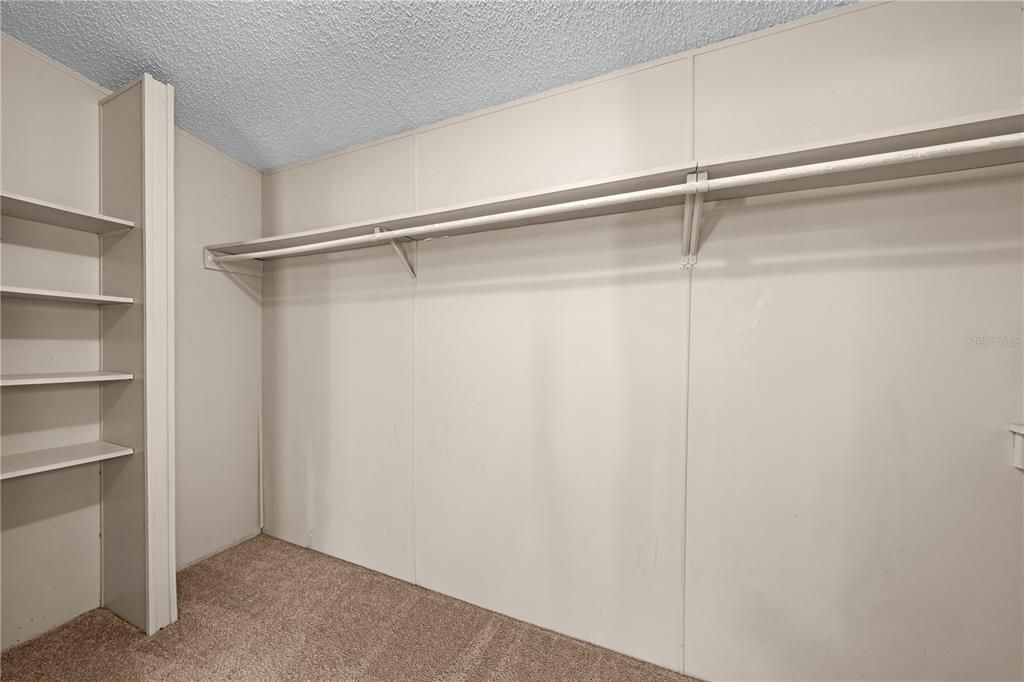 For Sale: $245,000 (3 beds, 2 baths, 1500 Square Feet)