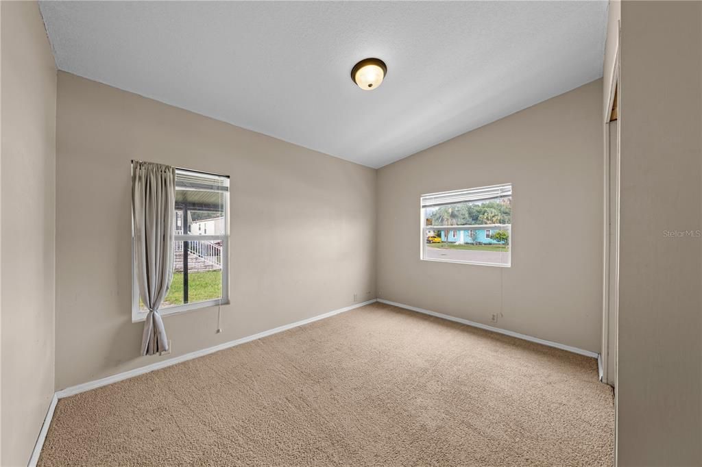 For Sale: $245,000 (3 beds, 2 baths, 1500 Square Feet)