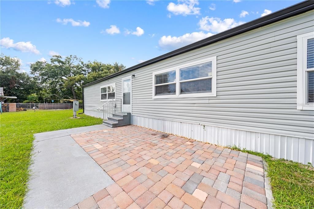 For Sale: $245,000 (3 beds, 2 baths, 1500 Square Feet)