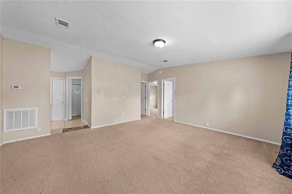 For Sale: $245,000 (3 beds, 2 baths, 1500 Square Feet)