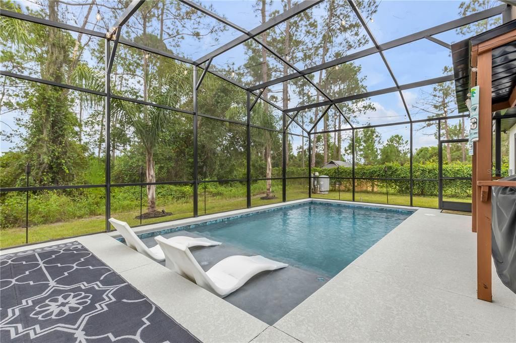 For Sale: $460,000 (3 beds, 2 baths, 1607 Square Feet)
