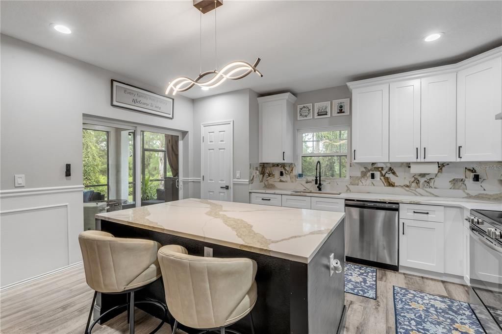 For Sale: $460,000 (3 beds, 2 baths, 1607 Square Feet)